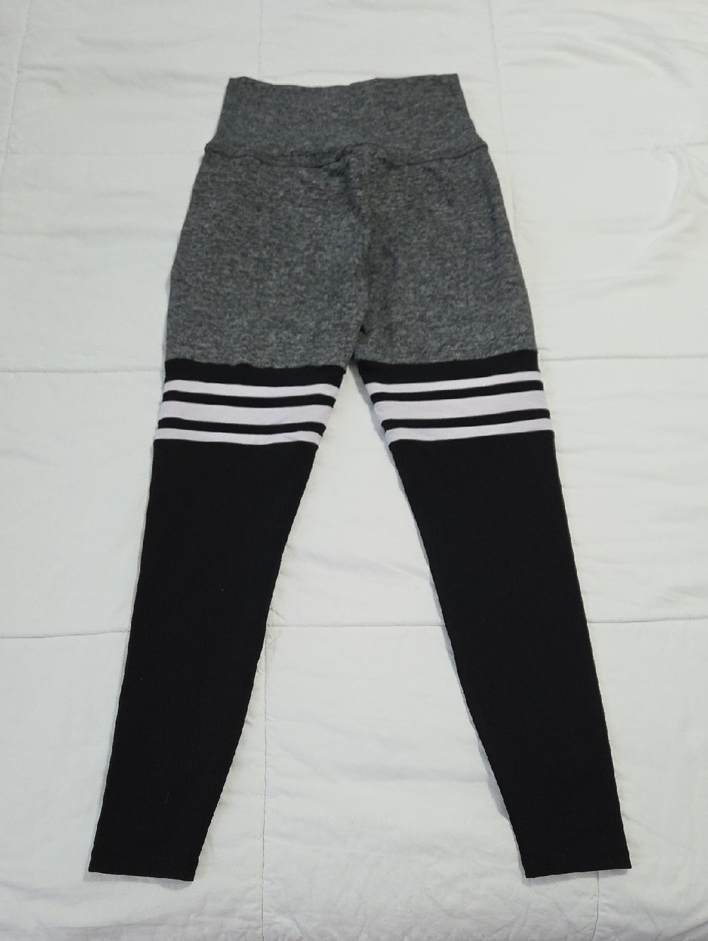 Bombshell Sportswear Thigh High Leggings Small Heather Gray Black